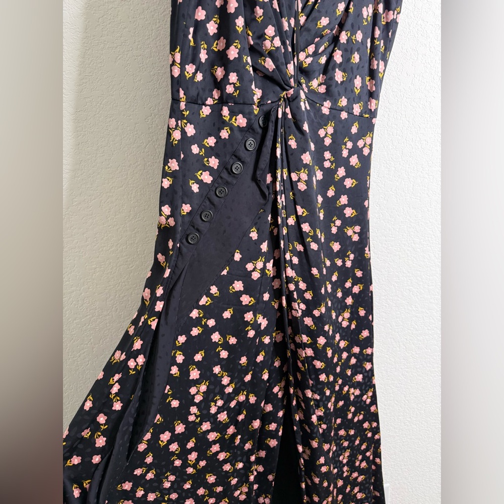 Elegant Floral Maxi Dress - Picture 7 of 16